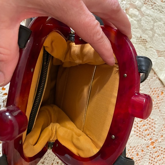 Vintage Mid Century Faux Leather and Bakelite Handbag - Picture 8 of 8